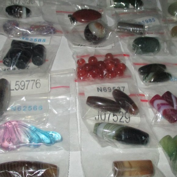 Jewelry 5 plus 5 This & that = 10 items you will receive A GREAT BUNDLE DEAL - Picture 5 of 10